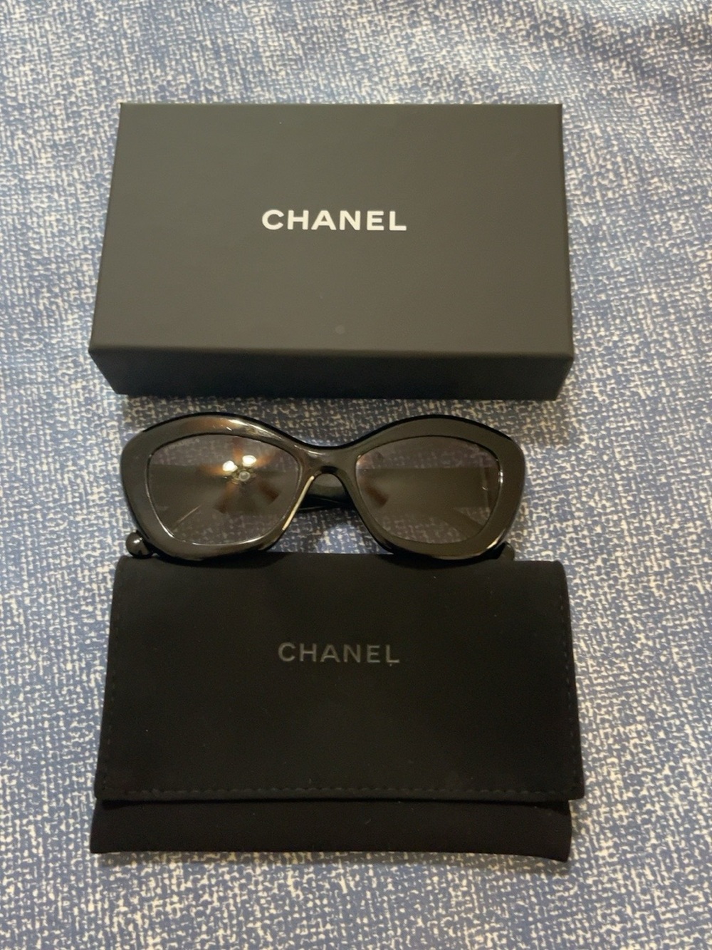 Authentic CHANEL 71668A Crystal Logo Cat Eye Sunglasses Black Gold
